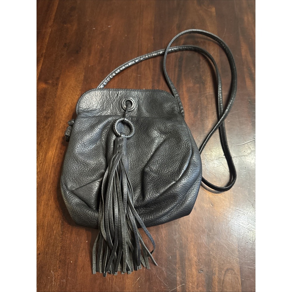 Hobo International Birdy Crossbody Bag Purse Black Leather Pouch w Tassel Boho